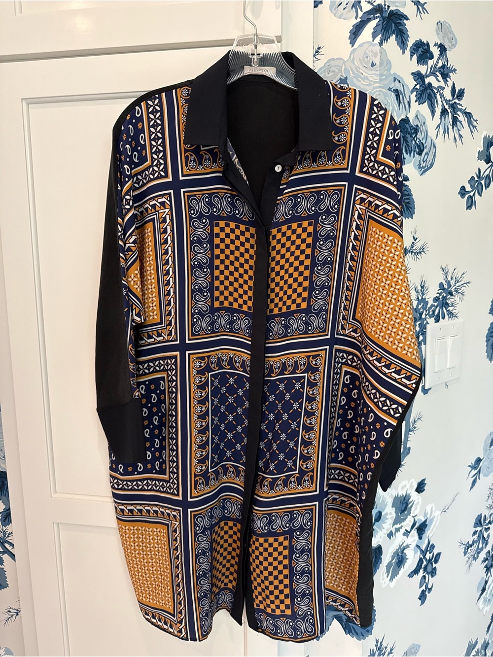 Emma Cook Patterned Long-Sleeve Dress - Navy, Gold & Black